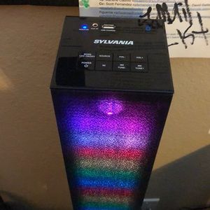 sylvania tall bluetooth speaker